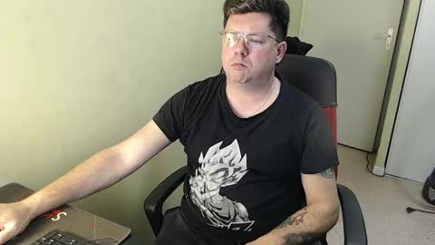 Snapshot of mistercoeur1 chatting on 01/28/25, 09:29 mistercoeur online show from 01/28/25, 09:29