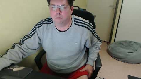 Snapshot of mistercoeur1 chatting on 03/07/25, 09:27 mistercoeur online show from 03/07/25, 09:27