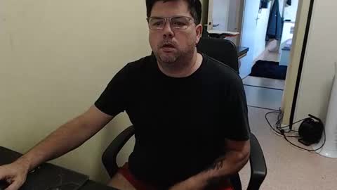 Snapshot of mistercoeur1 chatting on 10/01/25, 06:52 mistercoeur online show from 10/01/25, 06:52