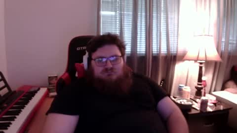 mistermac935 online show from 02/12/25, 07:56