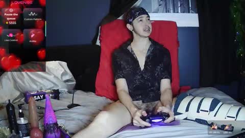 Snapshot of mistervexi chatting on 12/02/25, 01:22 Mx. Vex online show from 12/02/25, 01:22