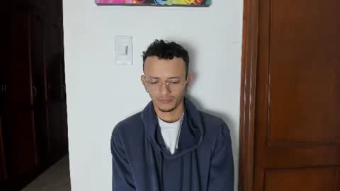 Snapshot of mistic_orgamsxxx18 chatting on 06/09/26, 01:23 Sexy couple ready to play without limits here we do everything online show from 06/09/26, 01:23