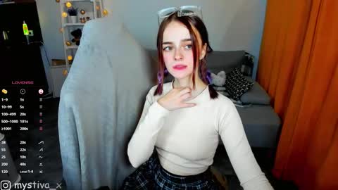 Hi everyone Im Tina online show from 09/13/25, 06:51