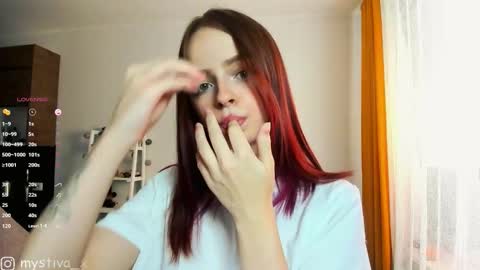 Hi everyone Im Tina online show from 10/01/25, 08:20