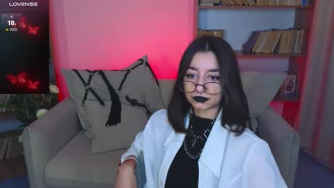 Marcelline online show from 09/10/25, 09:42