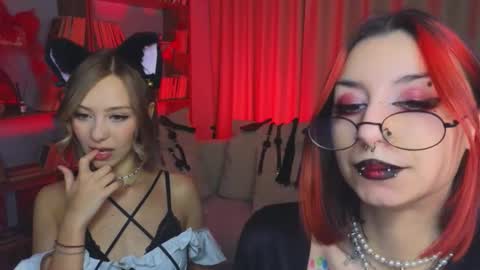 Snapshot of mistress__marcelline chatting on 02/15/26, 09:08 Marcelline online show from 02/15/26, 09:08