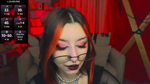 Snapshot of mistress__marcelline chatting on 03/02/26, 09:16 Marcelline online show from 03/02/26, 09:16