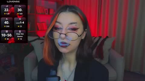 Snapshot of mistress__marcelline chatting on 03/13/26, 09:38 Marcelline online show from 03/13/26, 09:38