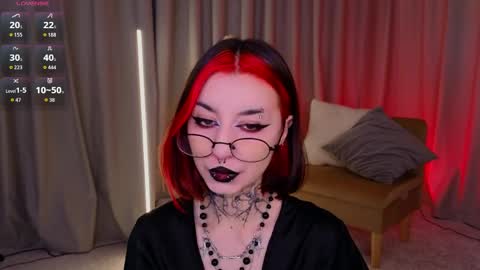 Snapshot of mistress__marcelline chatting on 05/13/26, 02:09 Marcelline online show from 05/13/26, 02:09