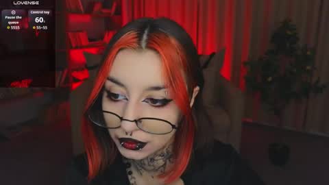 Snapshot of mistress__marcelline chatting on 06/04/26, 01:55 Marcelline online show from 06/04/26, 01:55