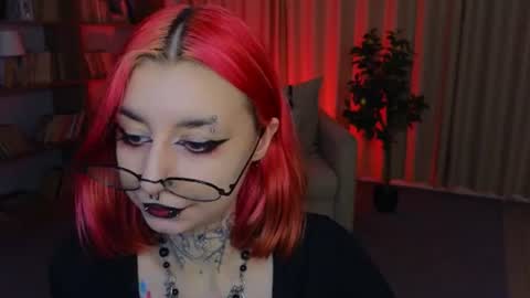 Snapshot of mistress__marcelline chatting on 07/23/26, 02:31 Marcelline online show from 07/23/26, 02:31