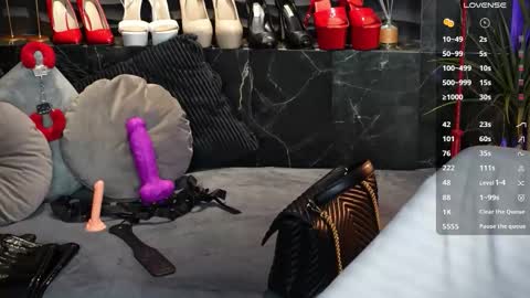 Darsy online show from 12/04/25, 01:53