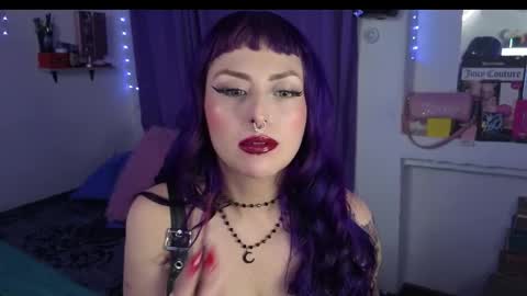       online show from 10/21/25, 09:10