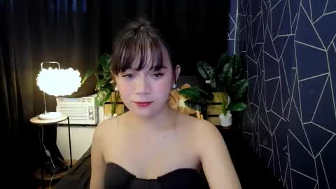 Snapshot of mistress_marielle chatting on 03/07/26, 12:29 mistress_marielle online show from 03/07/26, 12:29