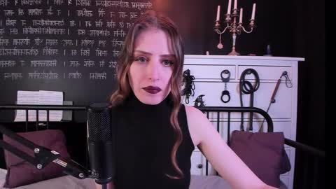 Snapshot of mistress_marlene chatting on 01/10/26, 06:26 Mistress Marlene online show from 01/10/26, 06:26
