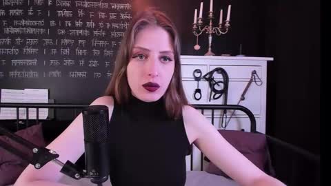 Snapshot of mistress_marlene chatting on 03/18/26, 06:49 Mistress Marlene online show from 03/18/26, 06:49