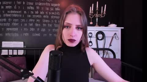 Snapshot of mistress_marlene chatting on 04/03/26, 06:11 Mistress Marlene online show from 04/03/26, 06:11