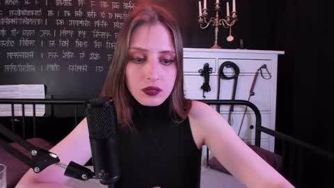 Snapshot of mistress_marlene chatting on 07/20/26, 10:39 Mistress Marlene online show from 07/20/26, 10:39