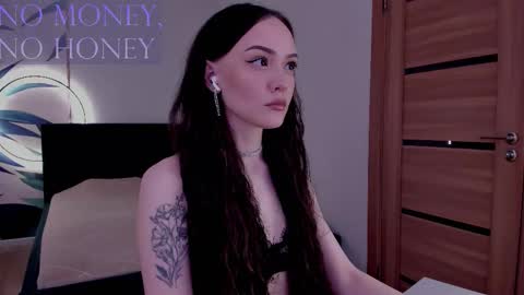 Mistress Mia online show from 12/15/25, 01:59