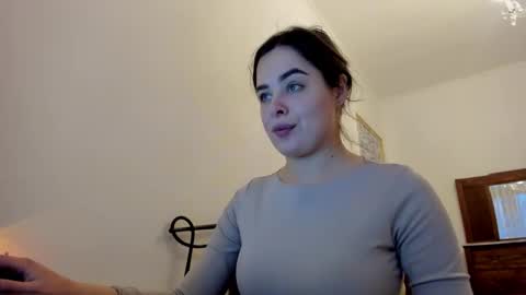 Snapshot of mistress_milana_ chatting on 01/17/26, 03:39 mistress_milana_ online show from 01/17/26, 03:39
