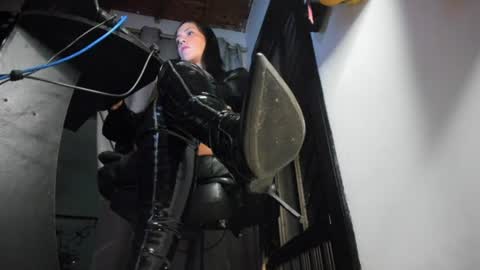Snapshot of mistressanna_ chatting on 06/11/26, 02:53 Mistress Anna Alves online show from 06/11/26, 02:53