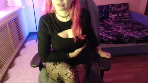 Miss Bailey online show from 12/06/24, 04:06