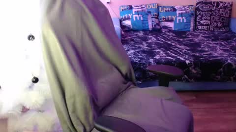 Miss Bailey online show from 12/27/24, 11:17