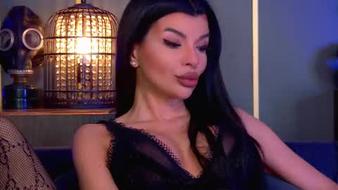 Snapshot of mistresselenia chatting on 01/16/26, 11:14 Elenia online show from 01/16/26, 11:14