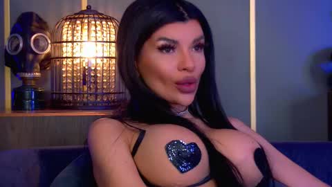Snapshot of mistresselenia chatting on 01/18/26, 07:34 Elenia online show from 01/18/26, 07:34