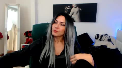 MistressEvelyn  online show from 12/05/24, 03:59