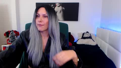 MistressEvelyn  online show from 12/09/24, 10:54