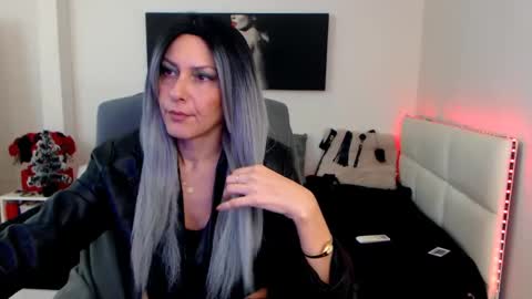 MistressEvelyn  online show from 12/23/24, 06:11
