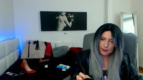 MistressEvelyn  online show from 01/12/25, 09:19