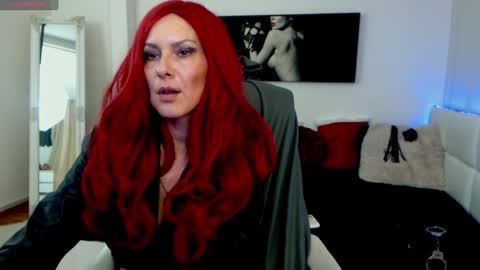 MistressEvelyn  online show from 01/13/25, 08:58