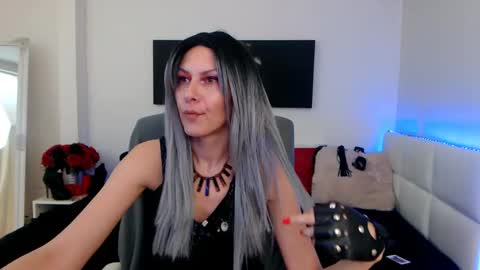 MistressEvelyn  online show from 01/21/25, 04:10