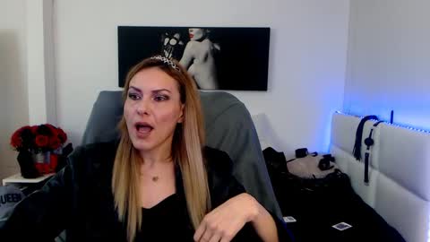 MistressEvelyn  online show from 02/02/25, 06:15