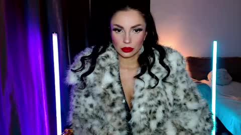 Snapshot of mistressfindom chatting on 03/19/26, 10:47 Goddess Katerina online show from 03/19/26, 10:47