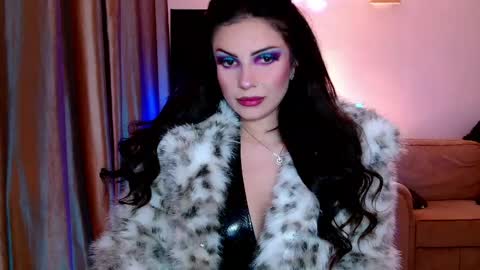 Snapshot of mistressfindom chatting on 04/29/26, 11:33 Goddess Katerina online show from 04/29/26, 11:33