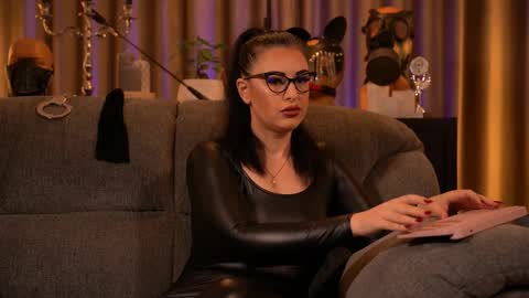 Mistress Kelly online show from 10/02/25, 08:27