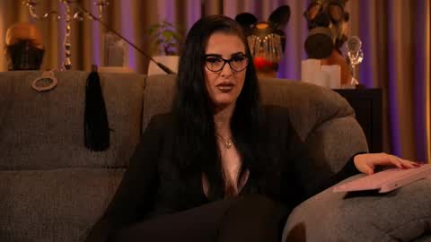 Mistress Kelly online show from 10/16/25, 10:44