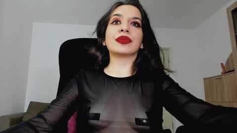 YourGoddessM online show from 12/21/24, 11:01