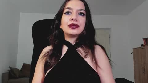 YourGoddessM online show from 09/15/25, 01:00