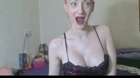 mistressmilly32 online show from 01/17/26, 10:42