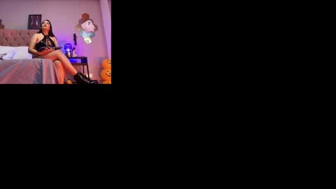 Scarlet online show from 10/25/25, 12:02