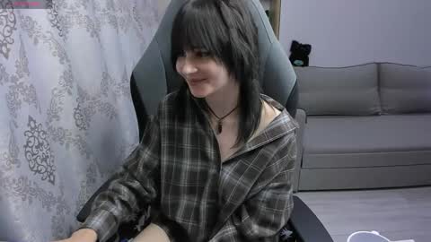 misty_dark online show from 05/06/26, 12:32