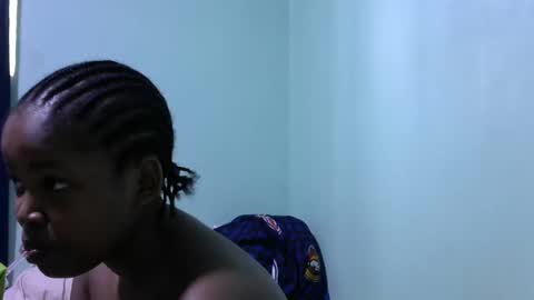 misty_shee online show from 02/05/25, 08:00