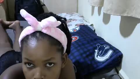 misty_shee online show from 03/10/25, 09:40