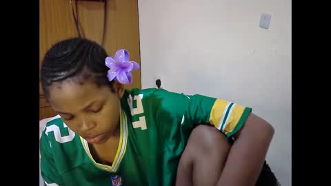 misty_shee online show from 09/27/25, 06:24