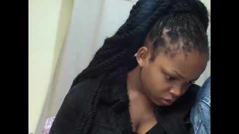 Snapshot of misty_shee chatting on 11/09/25, 04:27 misty_shee online show from 11/09/25, 04:27