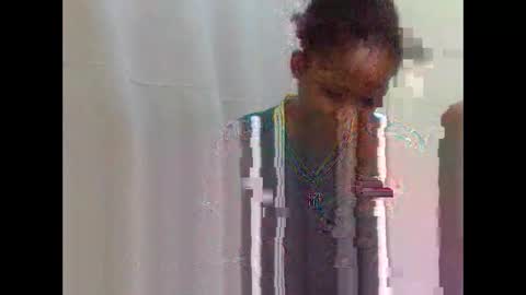 Snapshot of misty_shee chatting on 11/16/25, 05:40 misty_shee online show from 11/16/25, 05:40